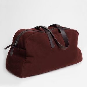 Everlane Weekender Bag in Garnet